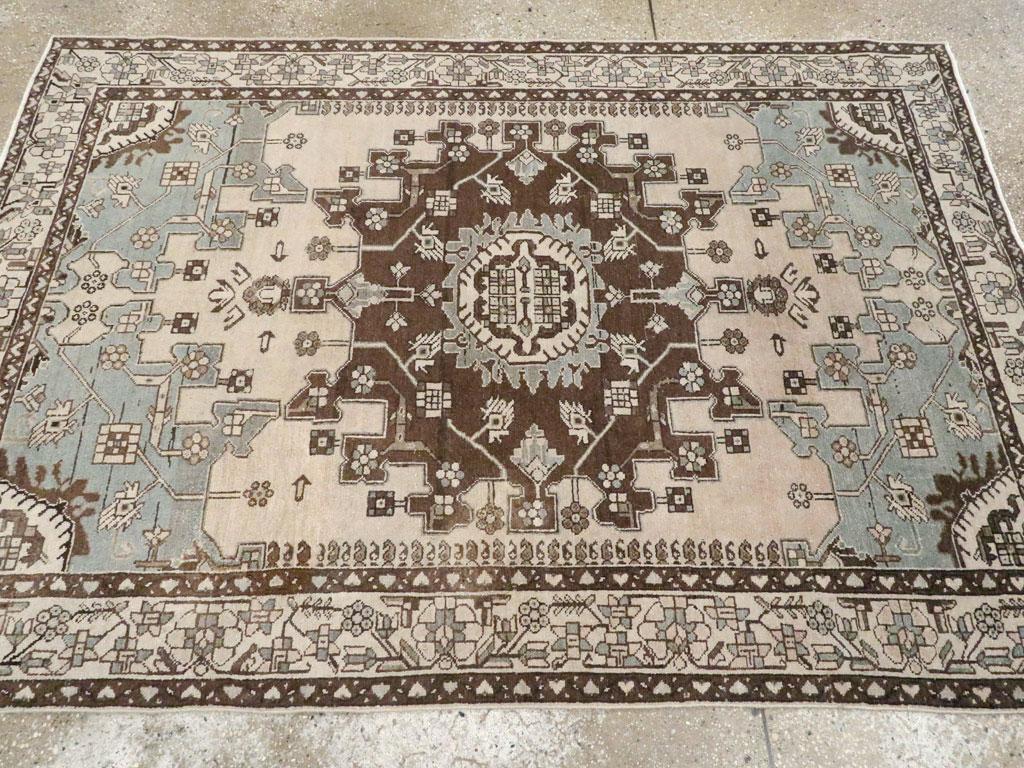 Mid-20th Century Handmade Persian Malayer Accent Rug In Excellent Condition For Sale In New York, NY