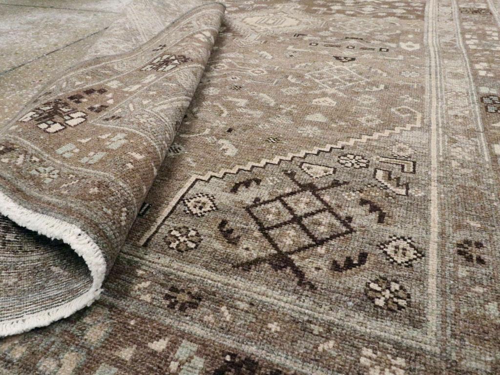 Laine Tapis persan Malayer d'accentuation fait à la main, milieu du 20e siècle en vente