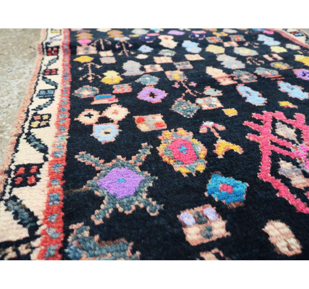 Mid-20th Century Handmade Persian Malayer Runner In Excellent Condition For Sale In New York, NY