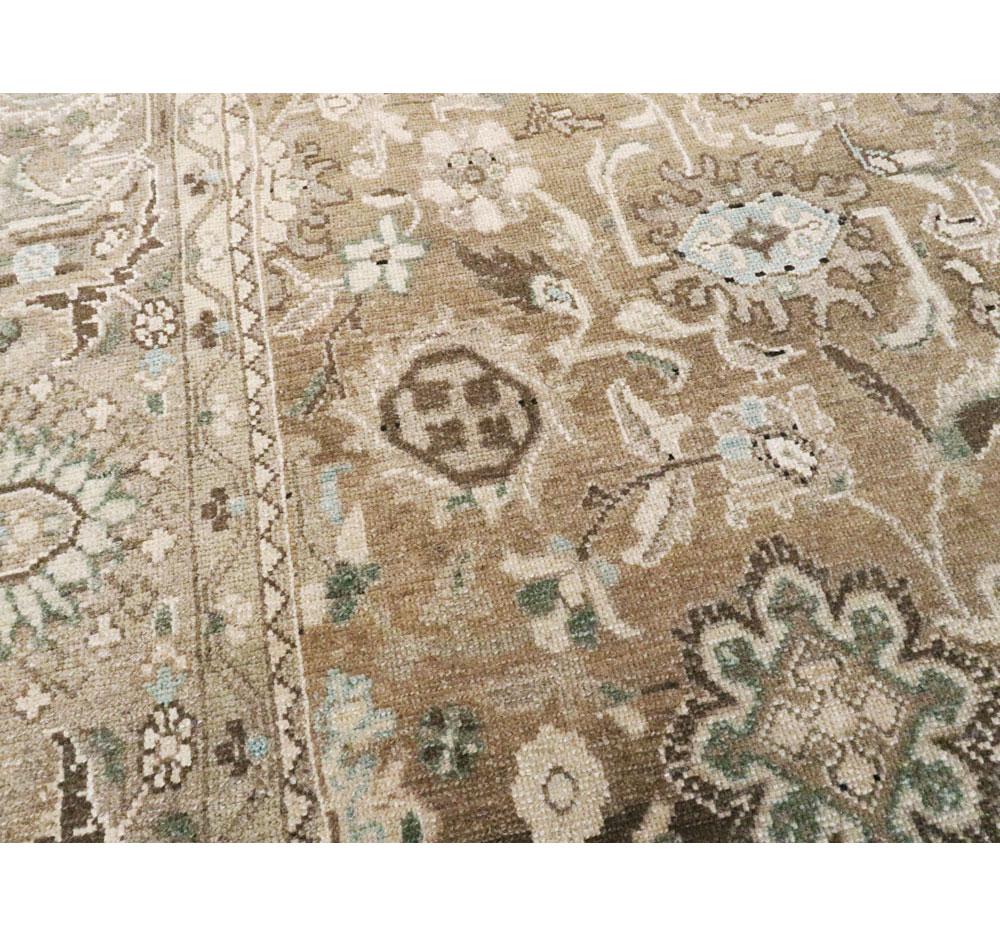 Tapis d'accent rustique Persan Malayer fait à la main au milieu du 20e siècle Bon état - En vente à New York, NY