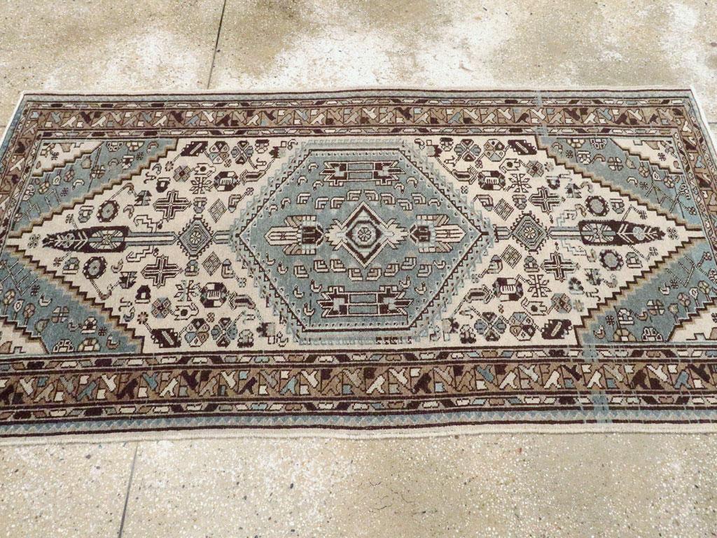 Mid 20th Century Handmade Persian Malayer Small Accent Rug In Excellent Condition For Sale In New York, NY