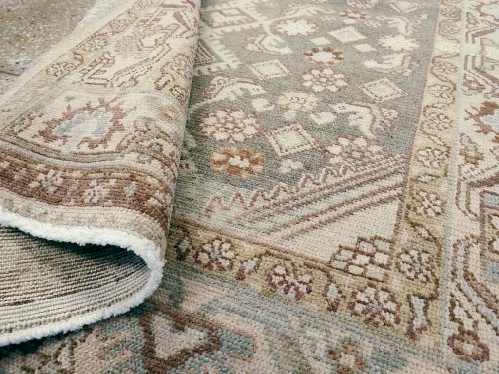 Laine Tapis persan Malayer décoratif fait à la main du milieu du 20e siècle en vente