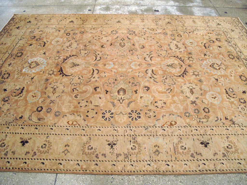 Mid-20th Century Handmade Persian Mashad Room Size Accent Rug For Sale 2