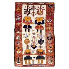 Tapis persan graphique Bakhtiari d'appoint fait à la main du milieu du 20e siècle