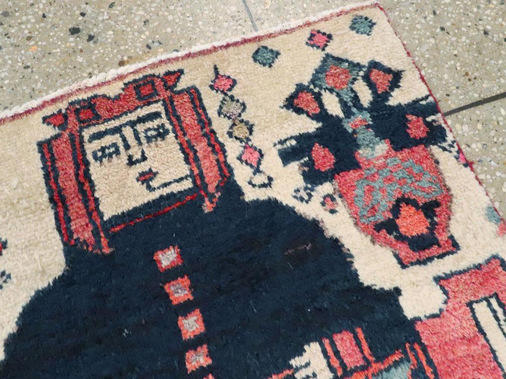 Mid-20th Century Handmade Persian Pictorial Bakhtiari Throw Rug In Excellent Condition In New York, NY