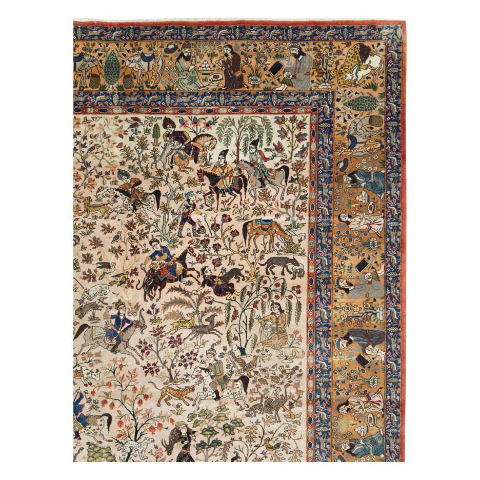 Handgefertigter persischer malerischer Täbris-Teppich mit Jagdgrund aus der Mitte des 20. Jahrhunderts (Handgeknüpft) im Angebot
