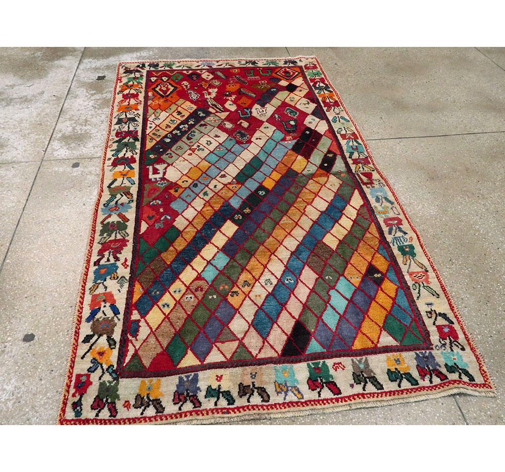 Wool Mid-20th Century Handmade Persian Shiraz Accent Rug For Sale