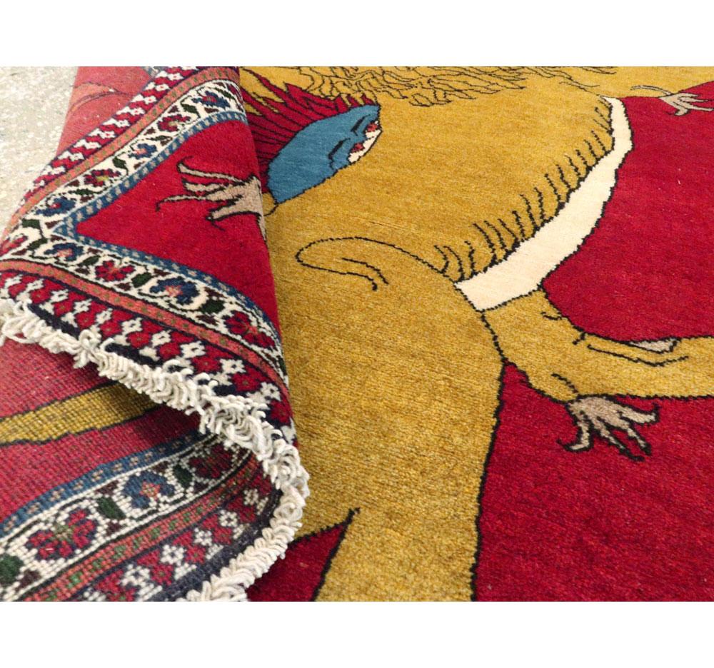Mid-20th Century Handmade Persian Shiraz Lion & Sun Pictorial Throw Rug In Excellent Condition In New York, NY