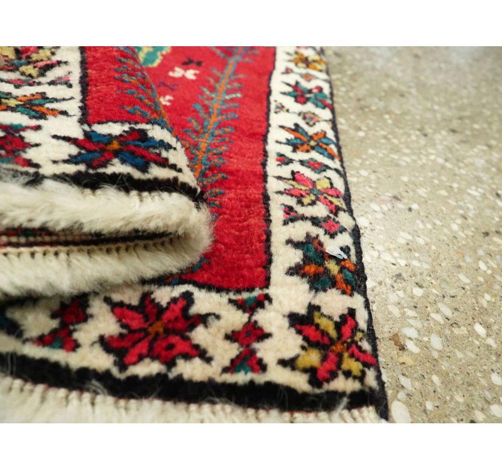Mid-20th Century Handmade Persian Shiraz Square Throw Rug In Excellent Condition For Sale In New York, NY