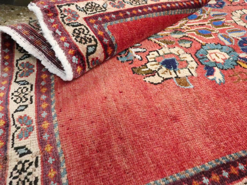 Mid-20th Century Handmade Persian Shiraz Throw Rug For Sale 1