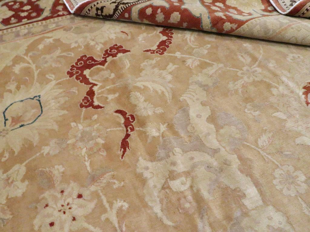 Tappeto Tabriz persiano fatto a mano della metà del 20° secolo per una stanza di grandi dimensioni in vendita 2