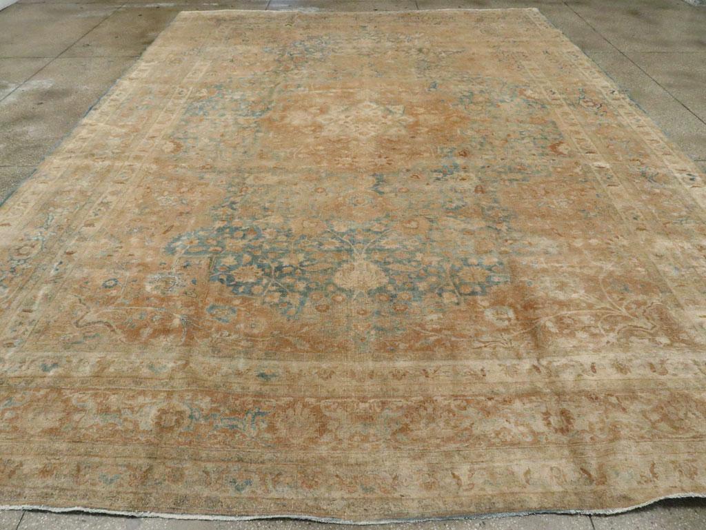 Mid-20th Century Handmade Persian Tabriz Large Room Size Carpet In Good Condition For Sale In New York, NY