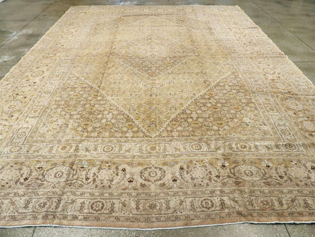 Mid-20th Century Handmade Persian Tabriz Large Room Size Carpet in Yellow In Good Condition For Sale In New York, NY