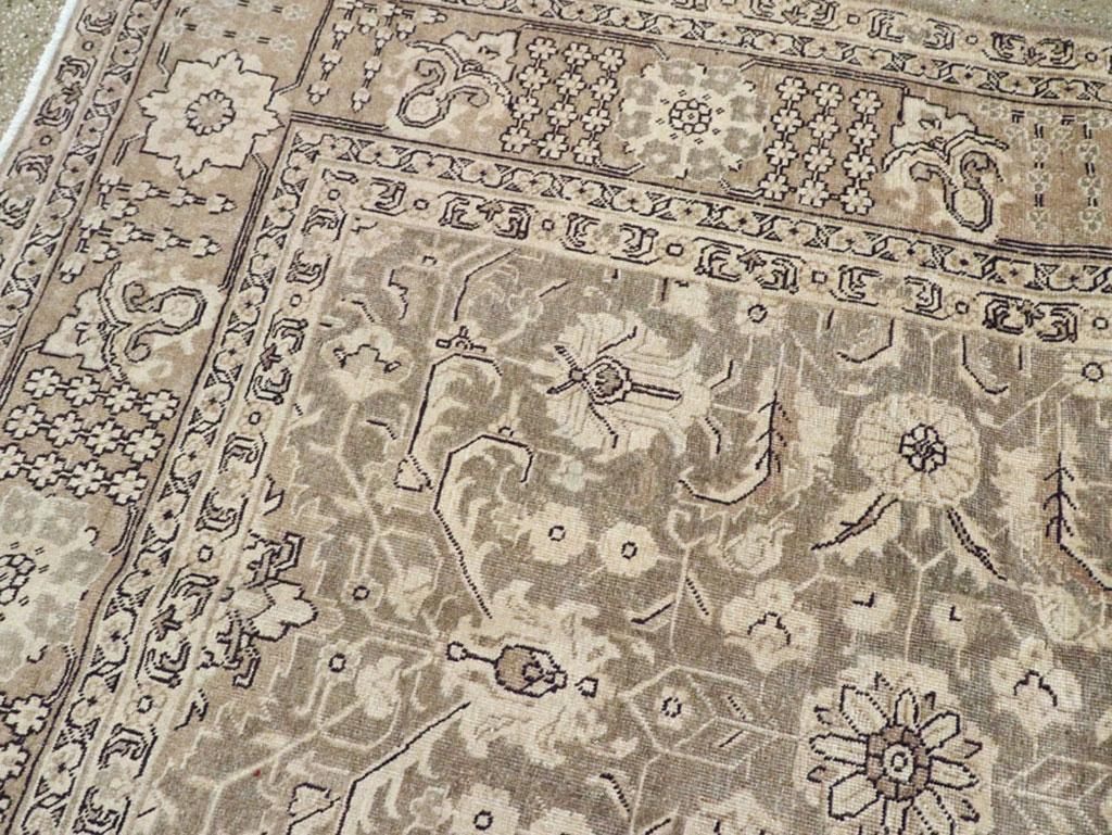 Mid-20th Century Handmade Persian Tabriz Room Size Carpet For Sale 1