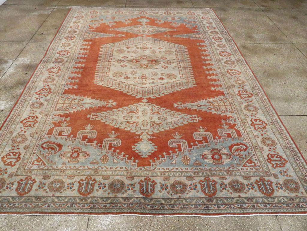 Mid-20th Century Handmade Persian Veece Large Room Size Carpet In Excellent Condition For Sale In New York, NY