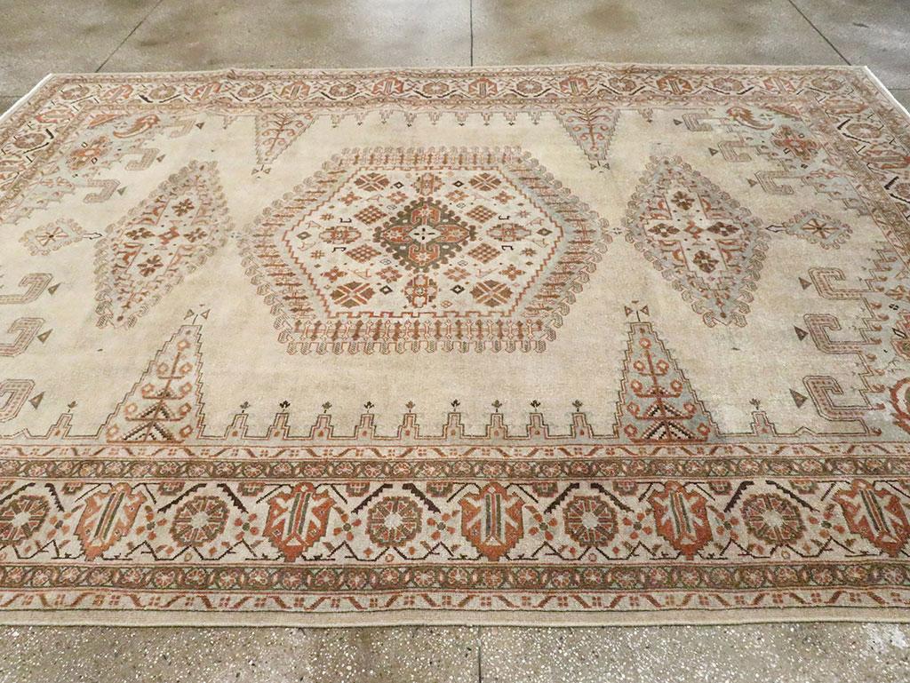 Wool Mid-20th Century Handmade Persian Veece Room Size Carpet For Sale