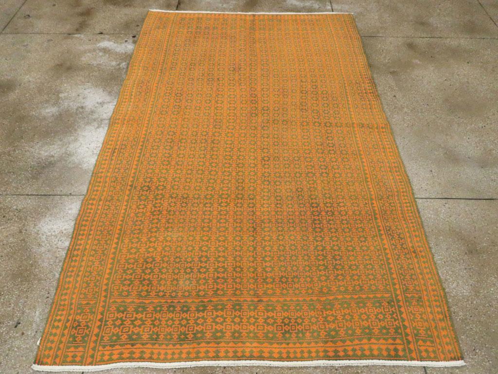 Mid-20th Century Handmade Reversible Persian Flatweave Kilim Accent Rug For Sale 2