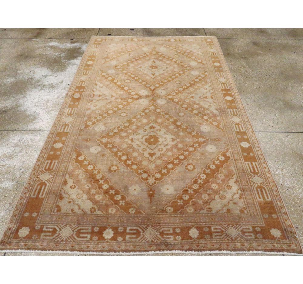 Uzbek Mid-20th Century Handmade Samarkand Accent Rug For Sale