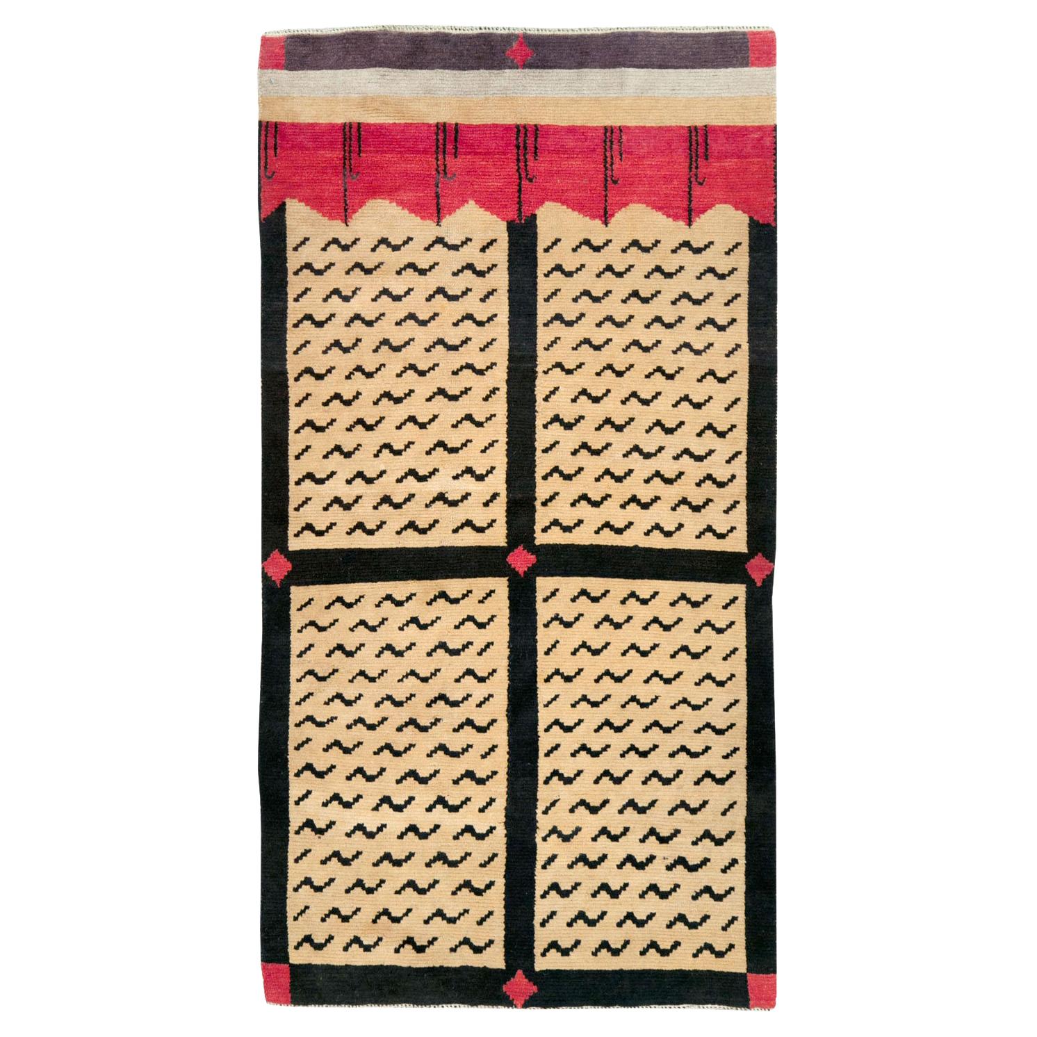 Mid-20th Century Handmade Tibetan Throw Rug For Sale