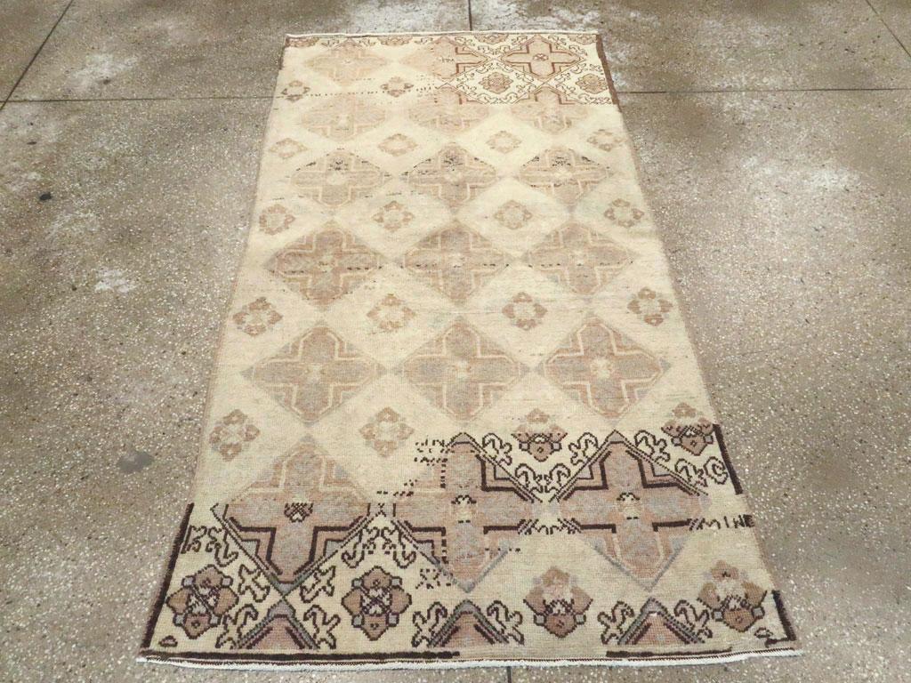 Hand-Knotted Mid-20th Century Handmade Turkish Anatolian Accent Rug For Sale