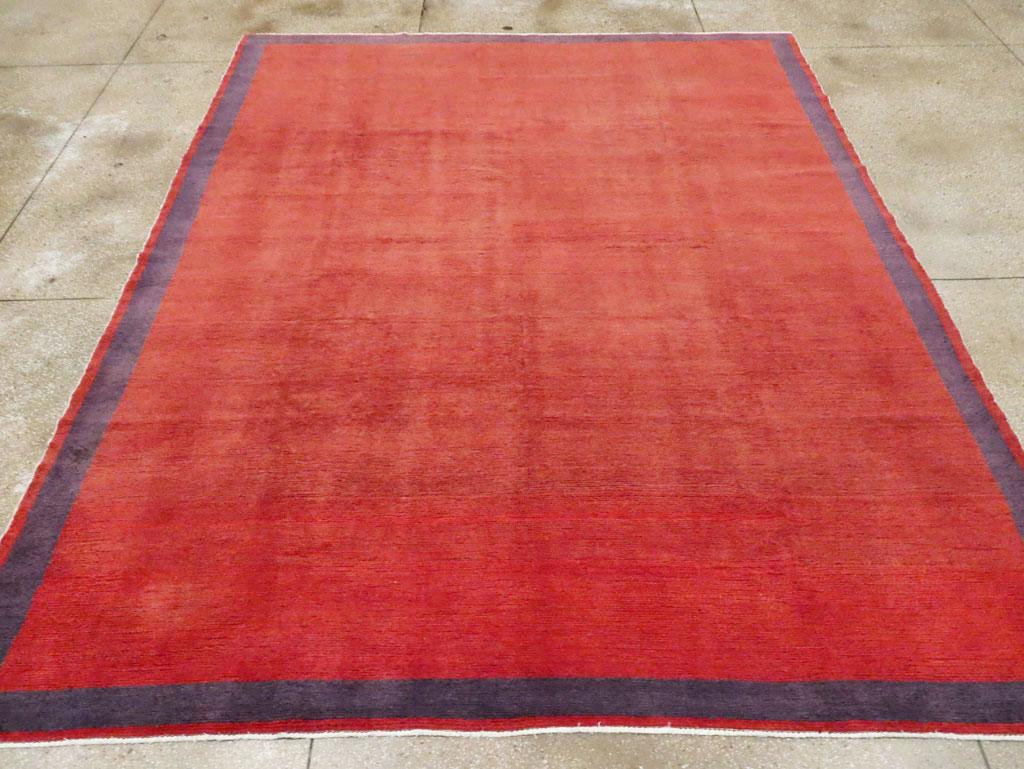 Mid-20th Century Handmade Turkish Anatolian Art Deco Style Room Size Carpet In Excellent Condition For Sale In New York, NY