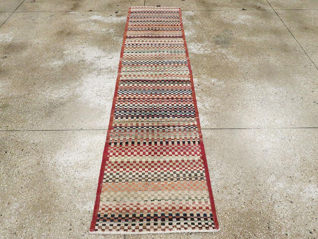 Mid-20th Century Handmade Turkish Anatolian Art Deco Style Runner In Excellent Condition For Sale In New York, NY