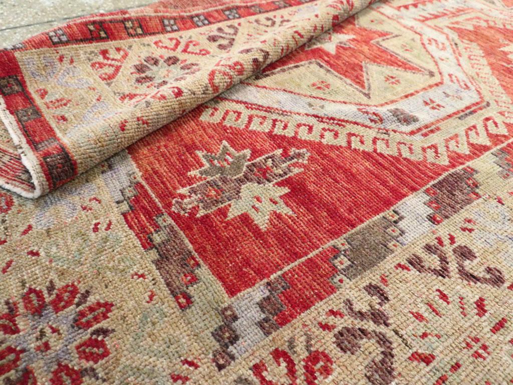 Mid-20th Century Handmade Turkish Anatolian Gallery Carpet For Sale 4