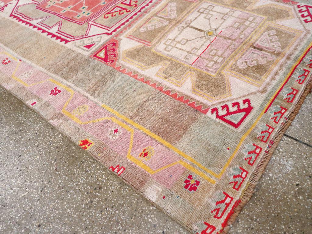 Mid-20th Century Handmade Turkish Anatolian Gallery Carpet For Sale 2