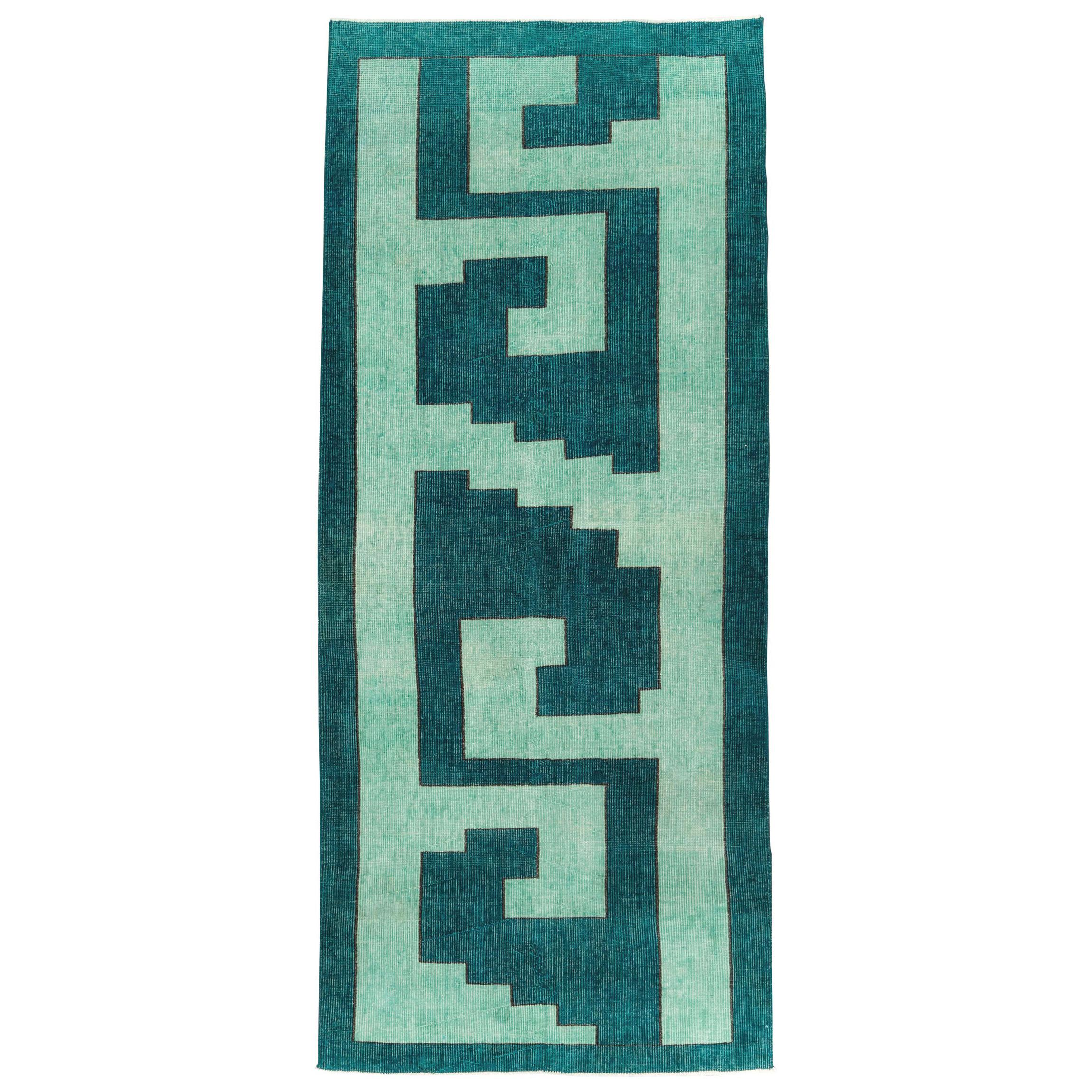 Handgefertigter türkischer anatolischer geometrischer Teppich in Teal aus der Mitte des 20. Jahrhunderts im Angebot