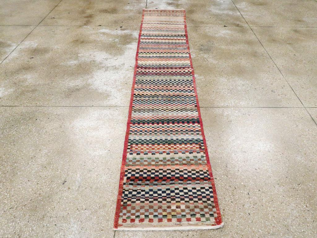 Mid-20th Century Handmade Turkish Anatolian Modern Style Runner In Excellent Condition For Sale In New York, NY