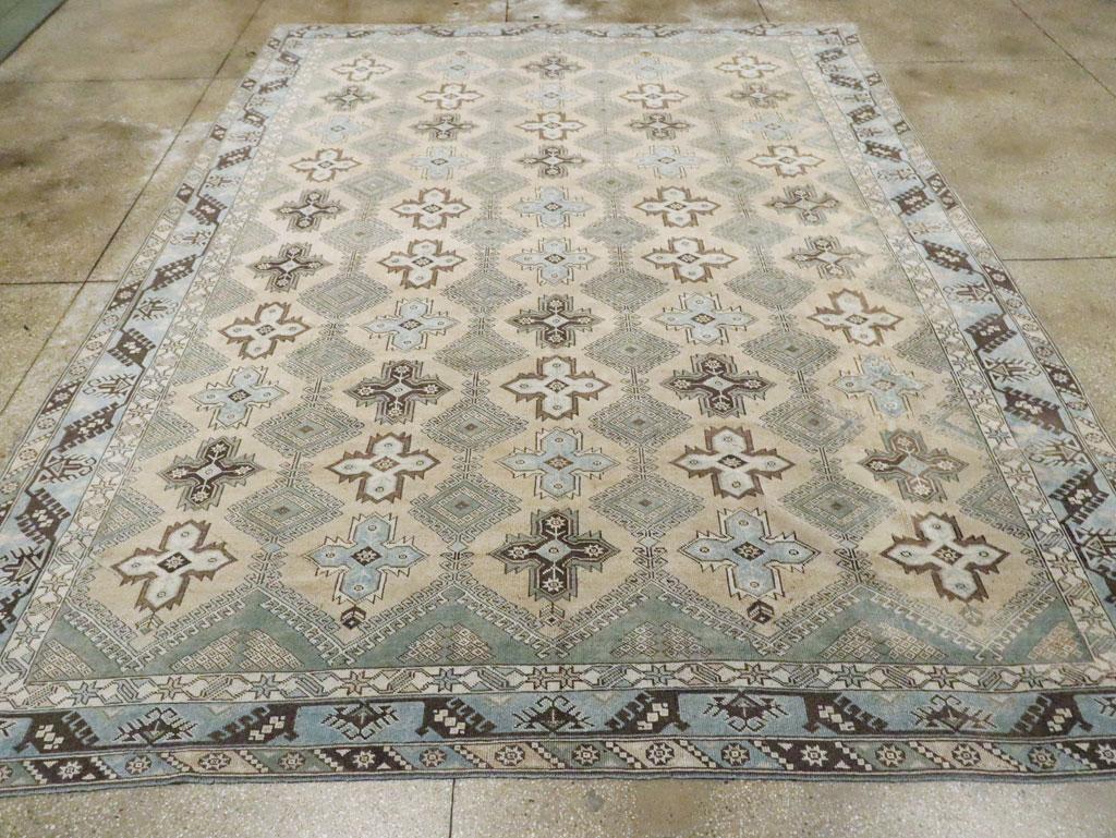 A vintage Turkish Anatolian room size carpet handmade during the mid-20th century.

Measures: 10' 6