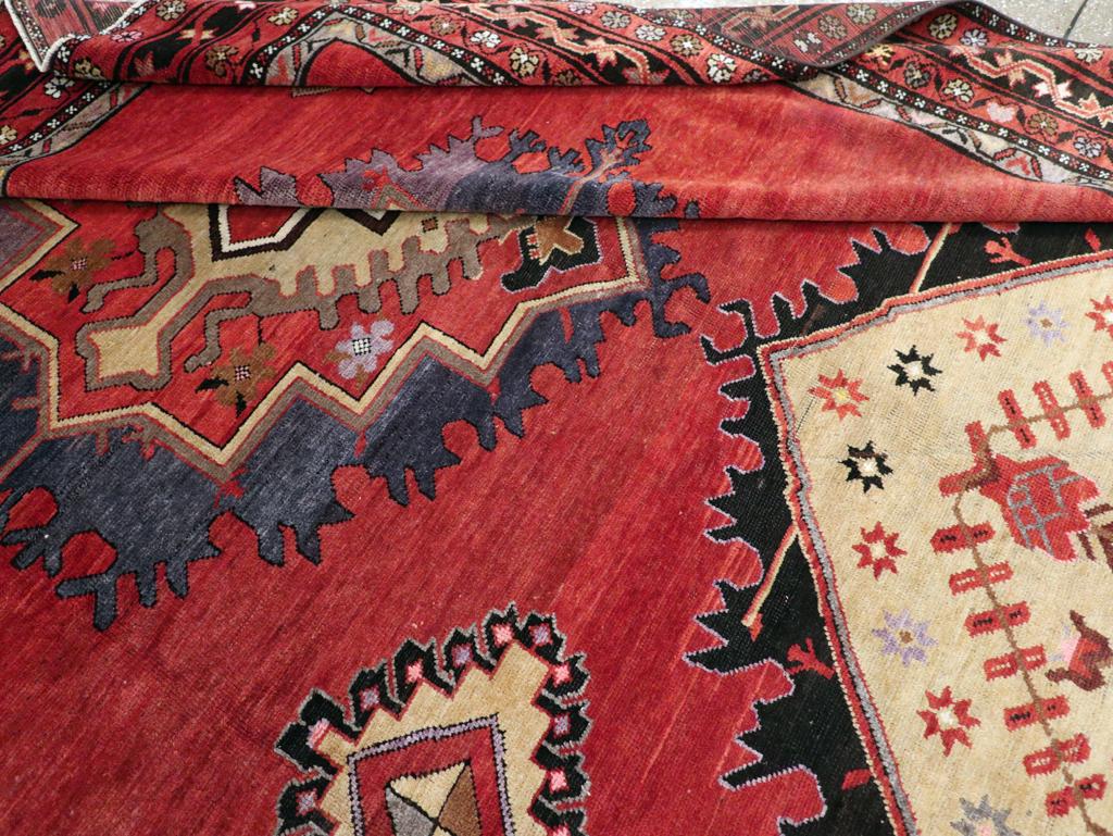 Mid-20th Century Handmade Turkish Anatolian Room Size Carpet For Sale 2