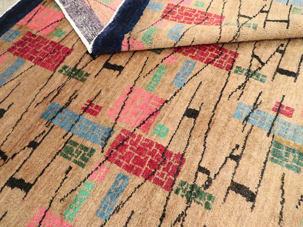 Kleiner handgefertigter türkischer anatolischer Teppich in Zimmergröße, Mitte des 20. Jahrhunderts im Angebot 3