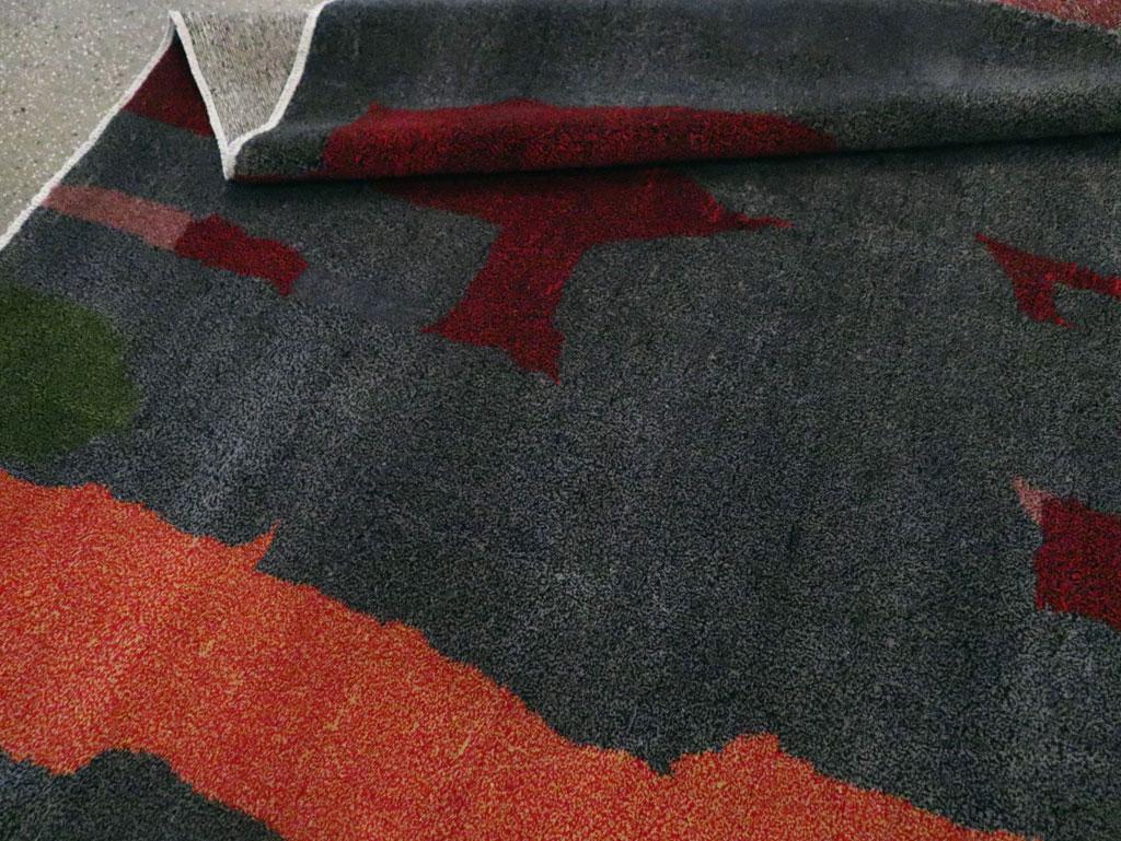 Mid-20th Century Handmade Turkish Anatolian Small Room Size Carpet For Sale 4