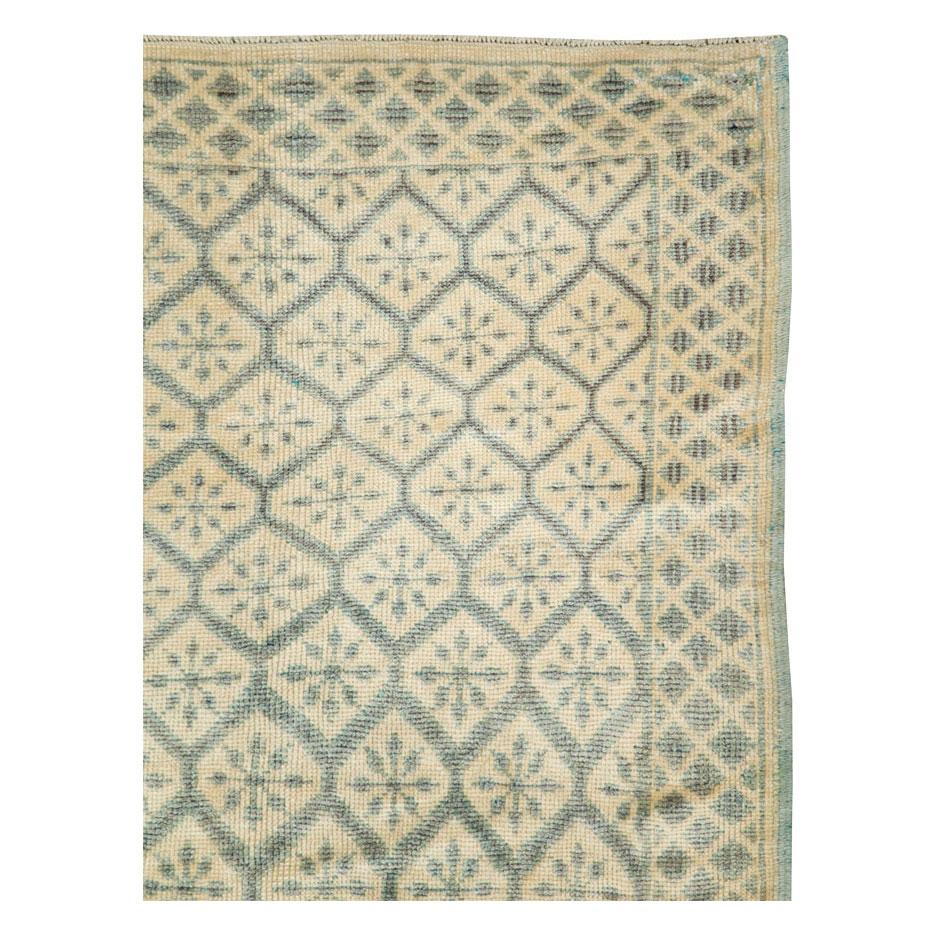 A vintage Turkish Anatolian throw rug handmade during the mid-20th century.

Measures: 3' 9