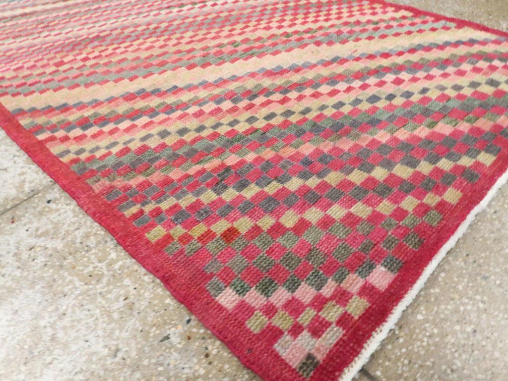 Mid-20th Century Handmade Turkish Anatolian Throw Rug For Sale 2