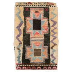 Alfombra turca de Anatolia de mediados del siglo XX hecha a mano