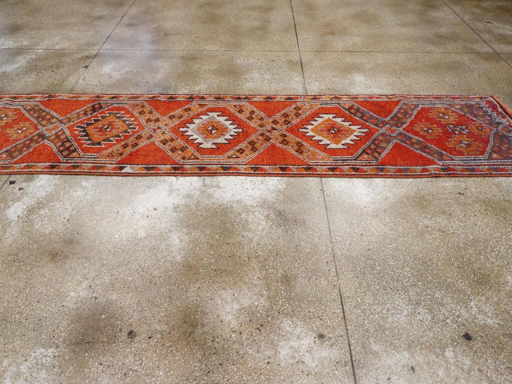Mid-20th Century Handmade Turkish Anatolian Tribal Runner In Excellent Condition For Sale In New York, NY
