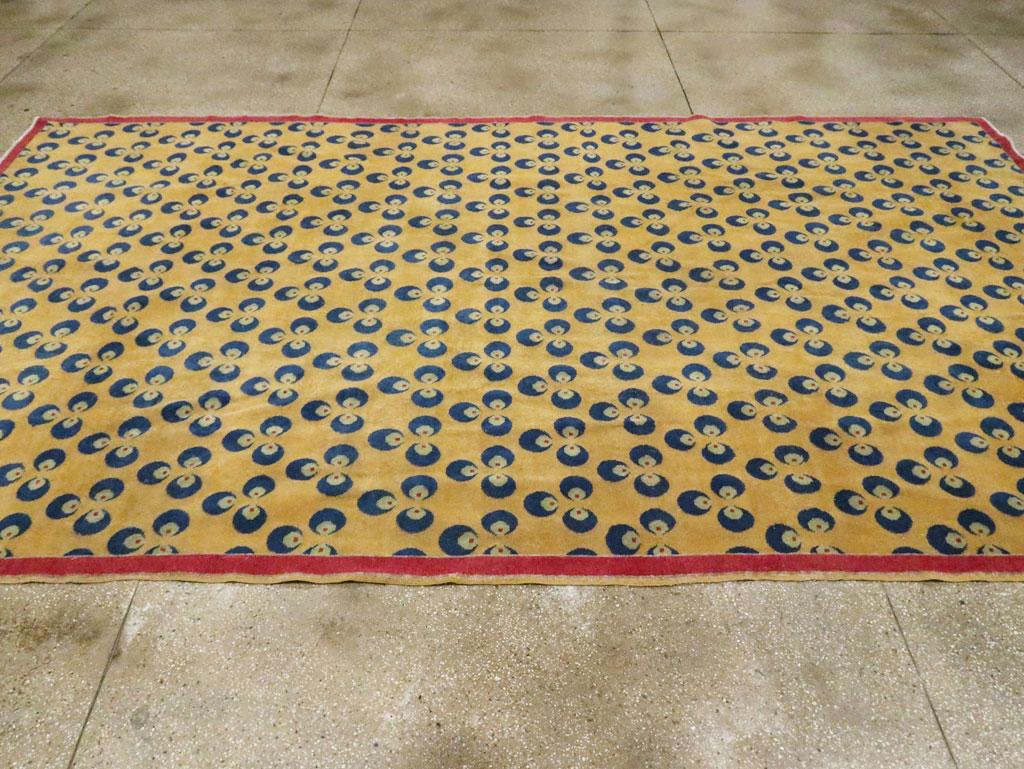 Mid-20th Century Handmade Turkish Art Deco Room Size Carpet 1