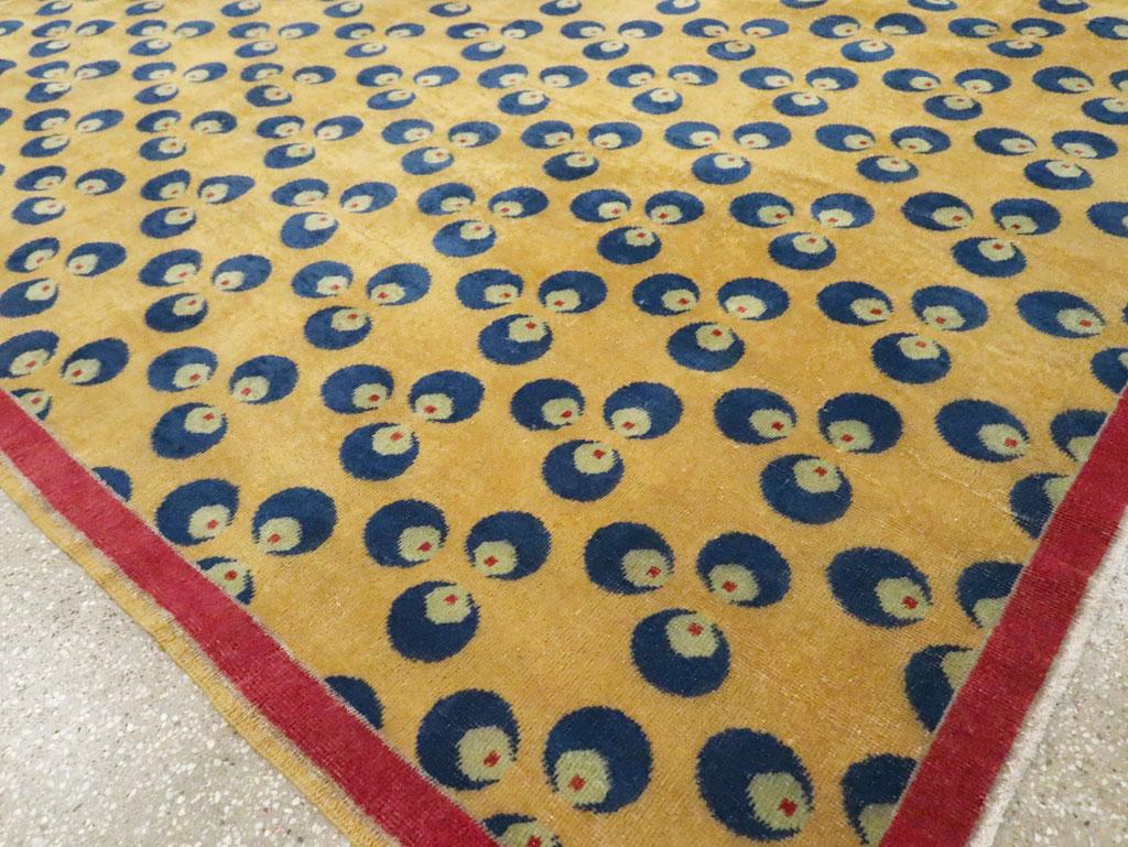 Mid-20th Century Handmade Turkish Art Deco Room Size Carpet 3