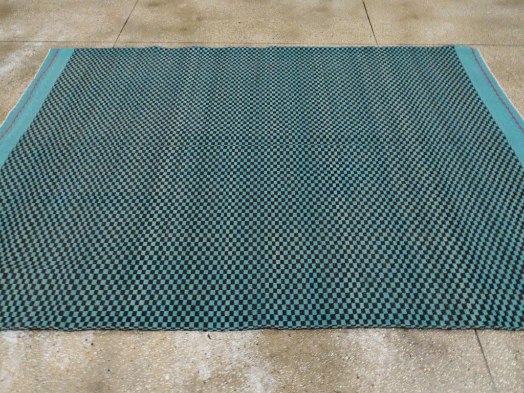 Mid-20th Century Handmade Turkish Flatweave Accent Rug in Turquoise In Excellent Condition For Sale In New York, NY