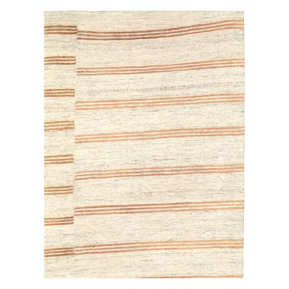 Hand-Woven Mid-20th Century Handmade Turkish Flat-Weave Kilim Accent Rug For Sale