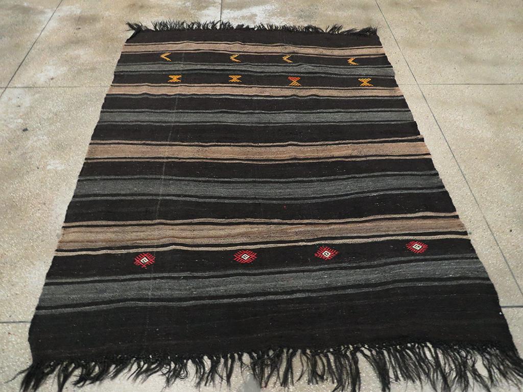 Hand-Knotted Mid-20th Century Handmade Turkish Flatweave Kilim Accent Rug For Sale