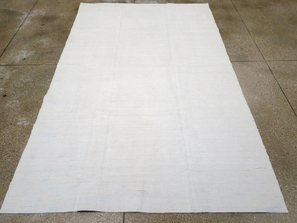 Turc Tapis Kilim turc à tissage plat fait à la main du milieu du 20e siècle en vente