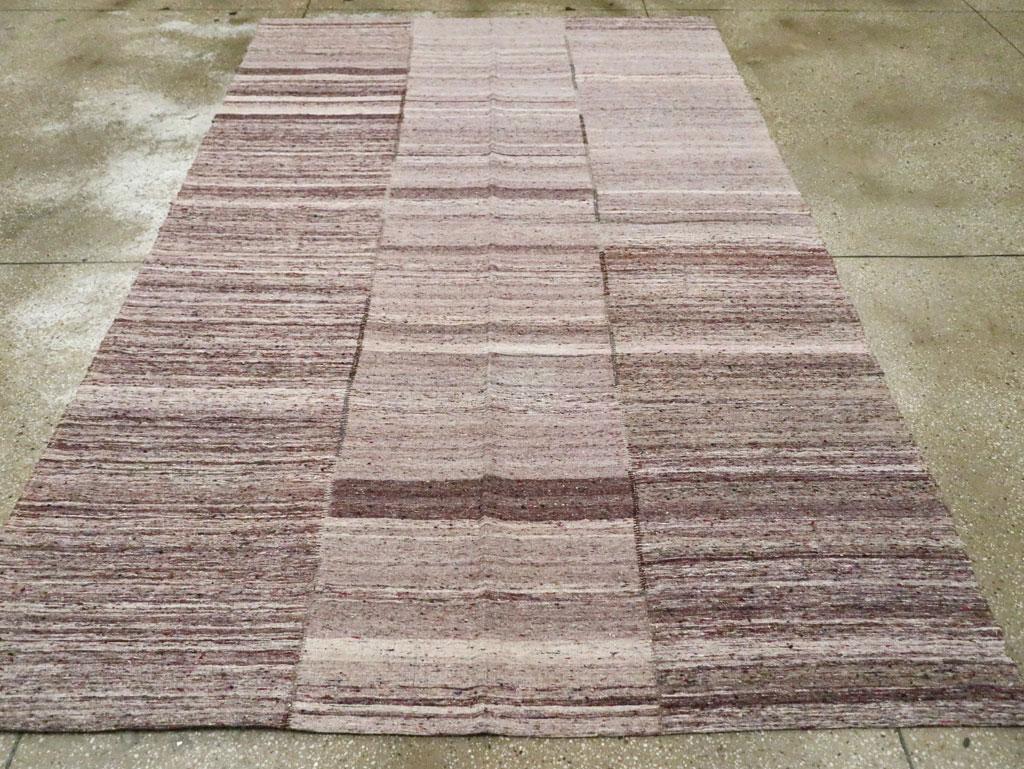Hand-Knotted Mid-20th Century Handmade Turkish Flat-Weave Kilim Accent Rug in Purple Pewter For Sale