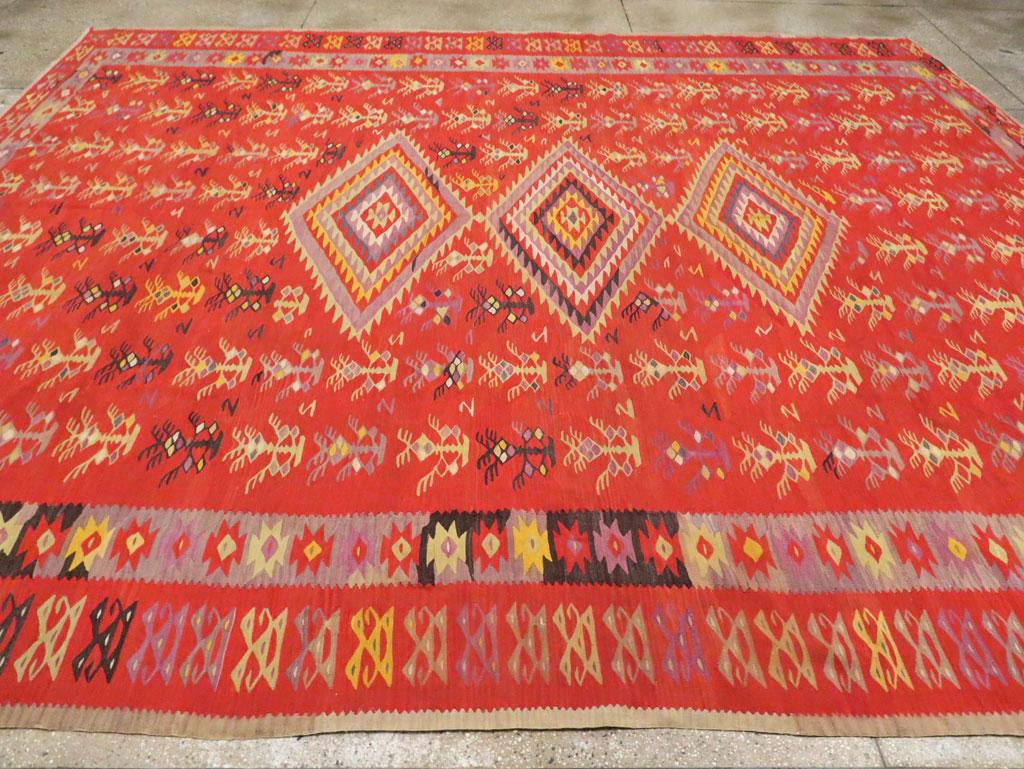 Mid-20th Century Handmade Turkish Flatweave Kilim Large Room Size Carpet For Sale 1