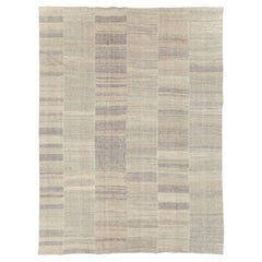 Tappeto Kilim a trama piatta turco della metà del 20° secolo, fatto a mano, per una stanza.