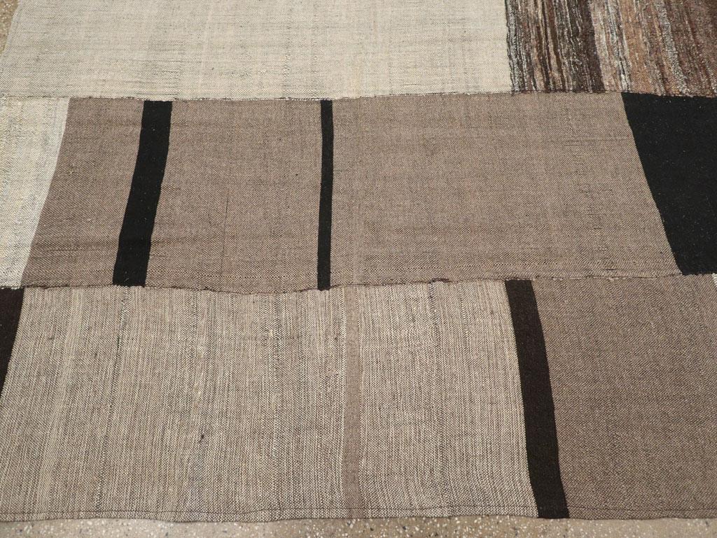 Modern Handmade Turkish Flatweave Kilim Square Room Size Carpet In Excellent Condition For Sale In New York, NY