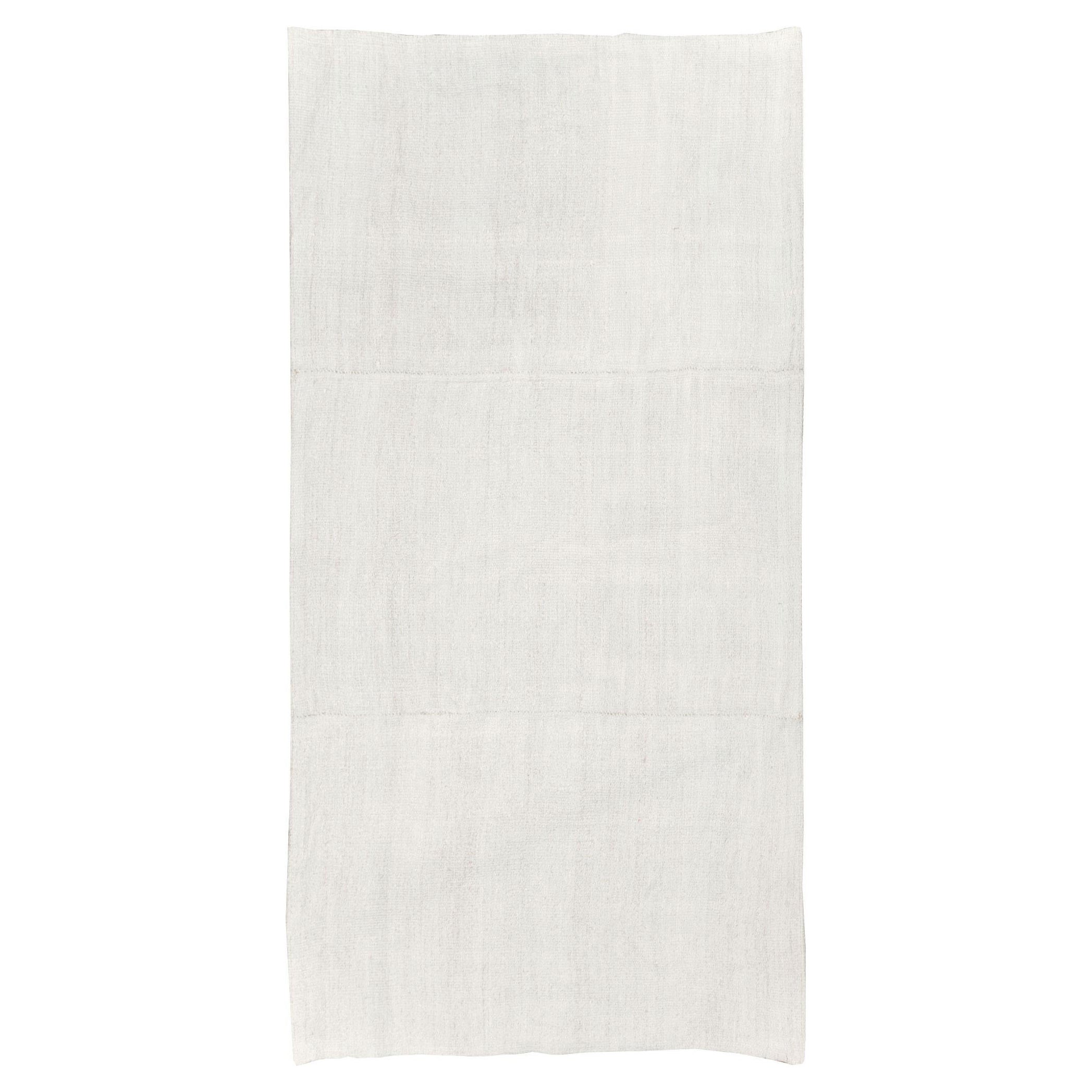 Tapis Kilim à ourlet plat turc tissé à la main, blanc, du milieu du 20e siècle en vente