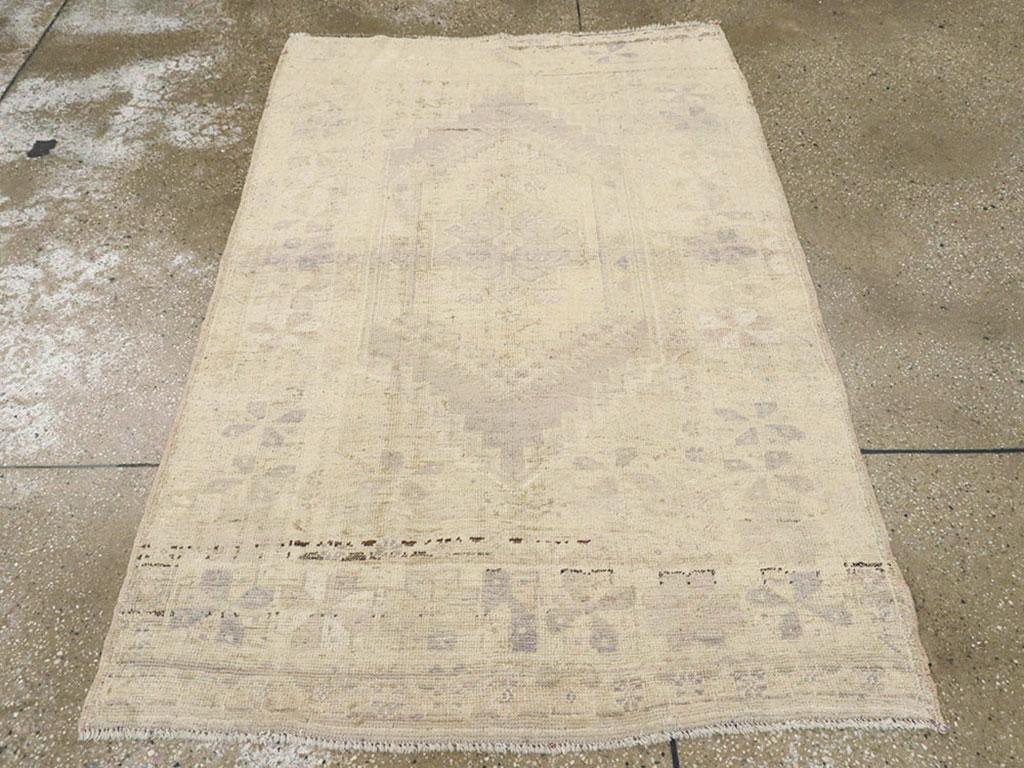 Modern Mid-20th Century Handmade Turkish Oushak Throw Rug For Sale